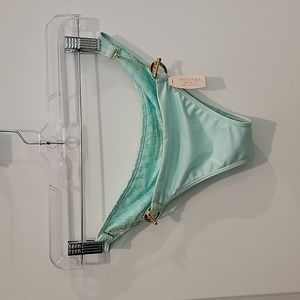 NWT Victoria's Secret seafood swimsuit bottoms with metal detail at hip, small,